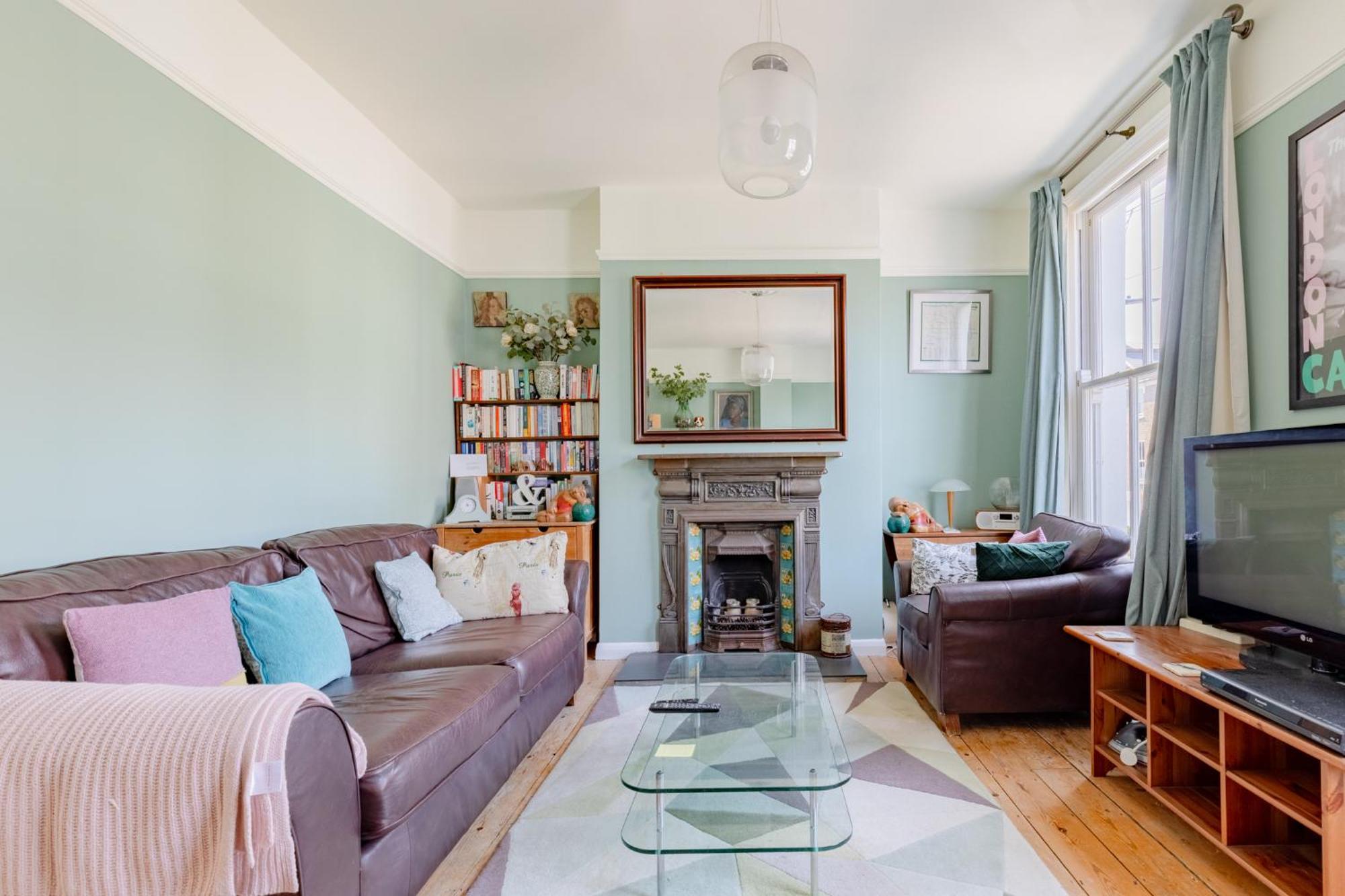 Charming 2bd Flat With Roof Terrace North Londres
